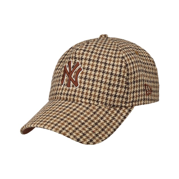 9Twenty Houndstooth Yankees Cap by New Era